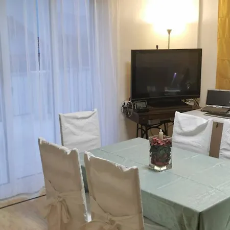 House Bugenvilla Dtosi Holiday home *