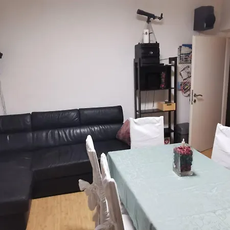 House Bugenvilla Dtosi *